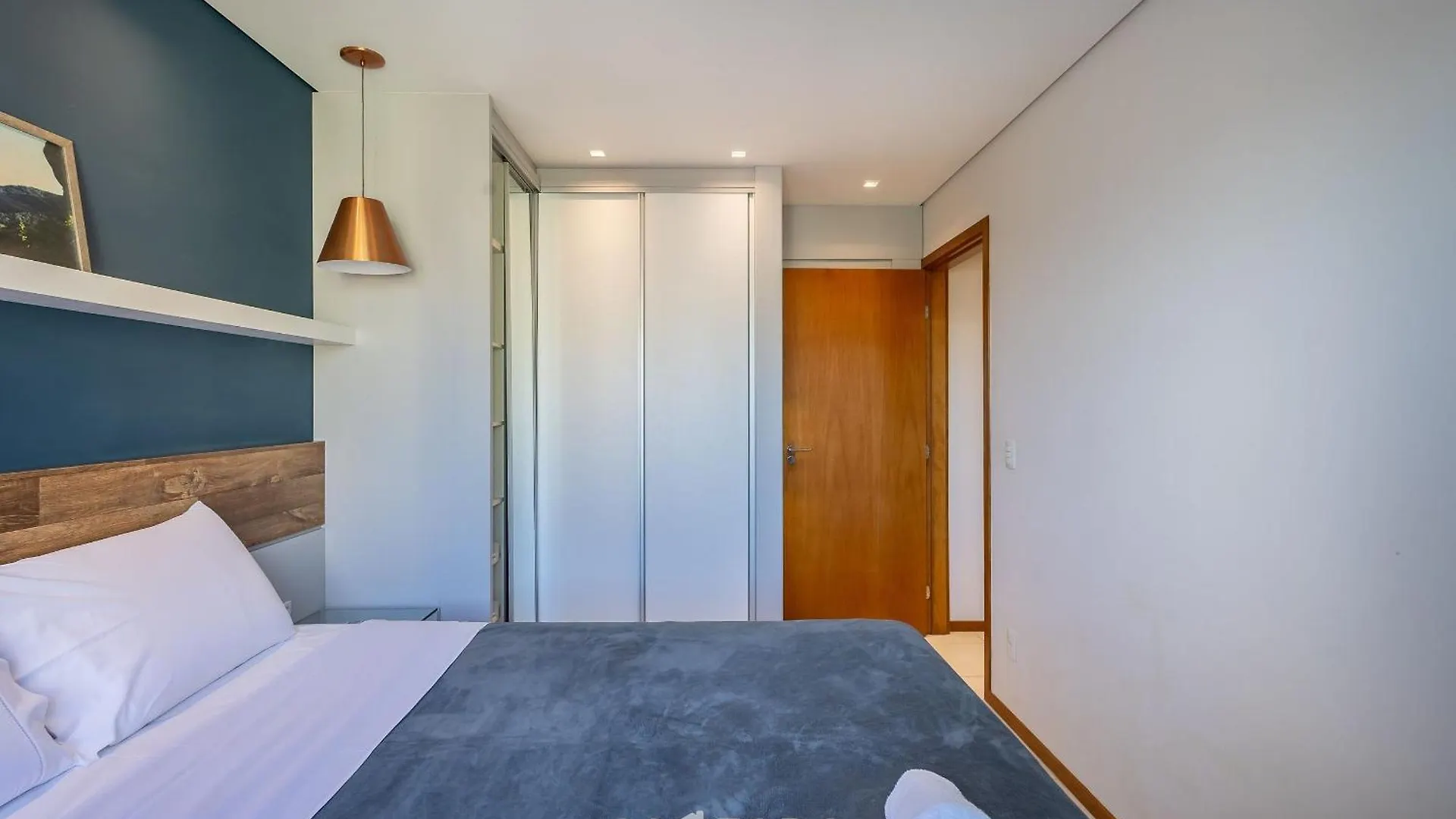Apto Vista Mar C/ Piscina E Churrasq. Bbh1003 Piçarras